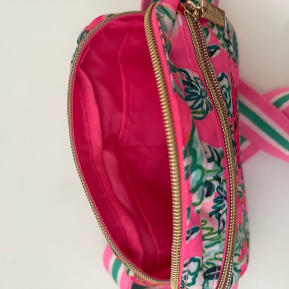 Lilly Pulitzer Belt Bag - Picture 3 of 3